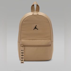 Jordan Crinkle
Mini Backpack (6L)